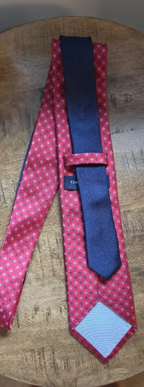 Tommy Hilfiger stains formal